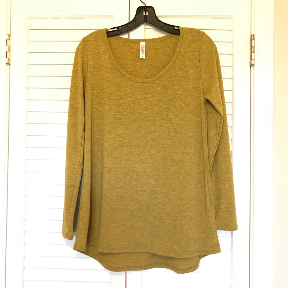 LuLaRoe Lynnae Shirt Top Long Sleeves Solid